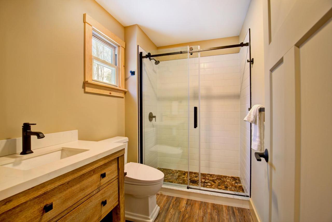 The Lodge By Sunapee Stays Екстериор снимка