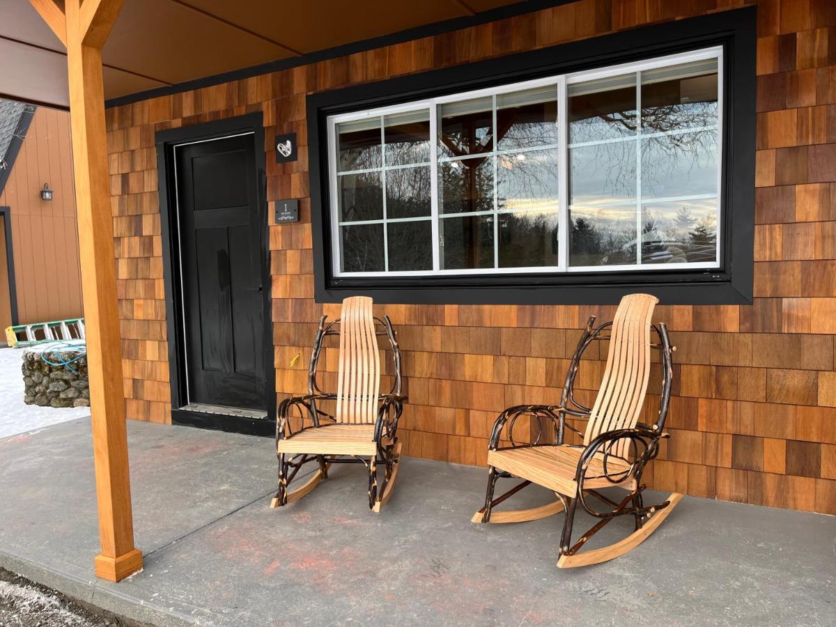 The Lodge By Sunapee Stays Екстериор снимка